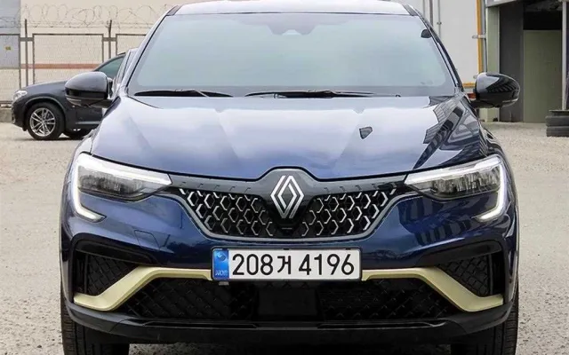 르노아르카나 중고차 아르카나 하이브리드 1.6 GTe E-TECH 아이코닉 디자인 패키지 매물 사진 6 - 2024/09 15,572km