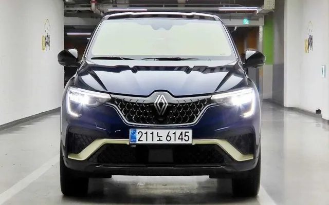 르노아르카나 중고차 아르카나 하이브리드 1.6 GTe E-TECH 아이코닉 디자인 패키지 매물 사진 8 - 2024/05 11,891km